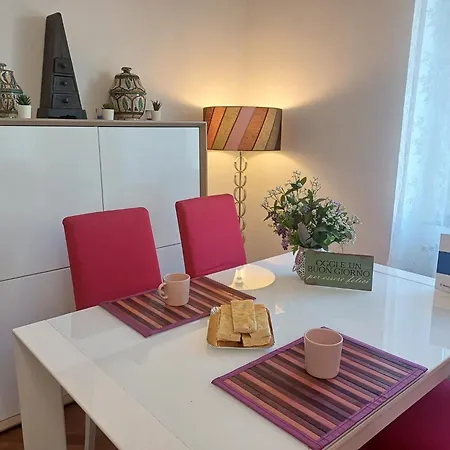 Apartment La Casetta In Centro By World *